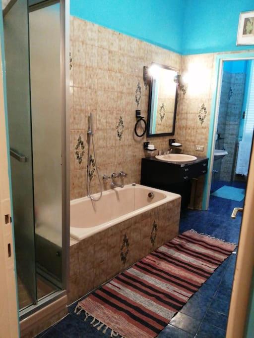 Apartamento Il Grande Blu Milán Exterior foto
